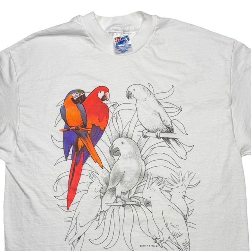 Vintage 90s tropical parrots birds animal shirt